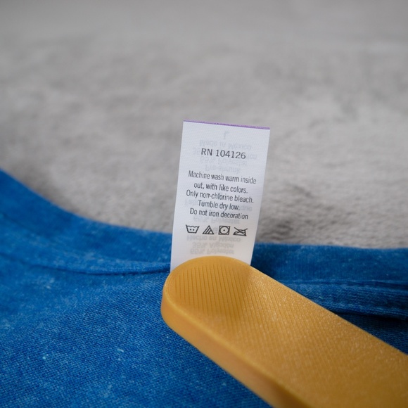 Forever Trump 2024 Flag Tee Women’s Large Blue Patriotic Graphic T-Shirt Tultex - Picture 11 of 12